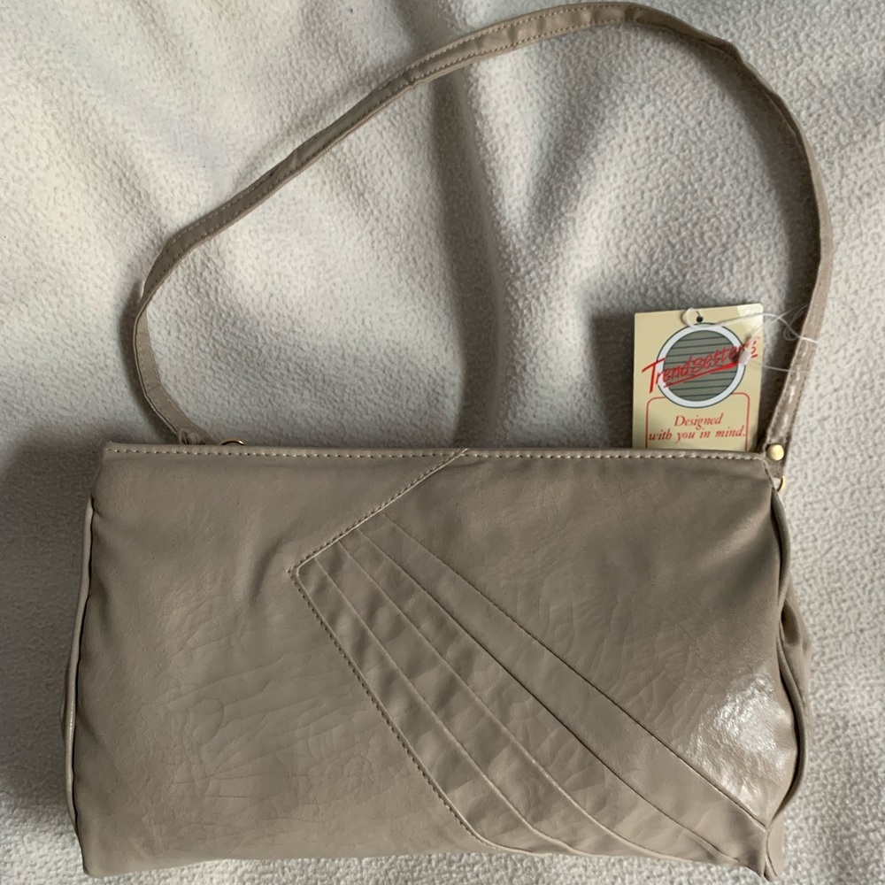 Pocketbook - beige over the shoulder